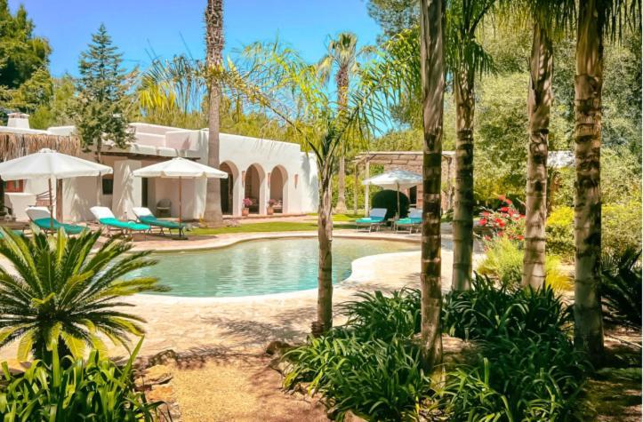 La Finca Agroturismo Can Bet Santa Eularia des Riu Luaran gambar