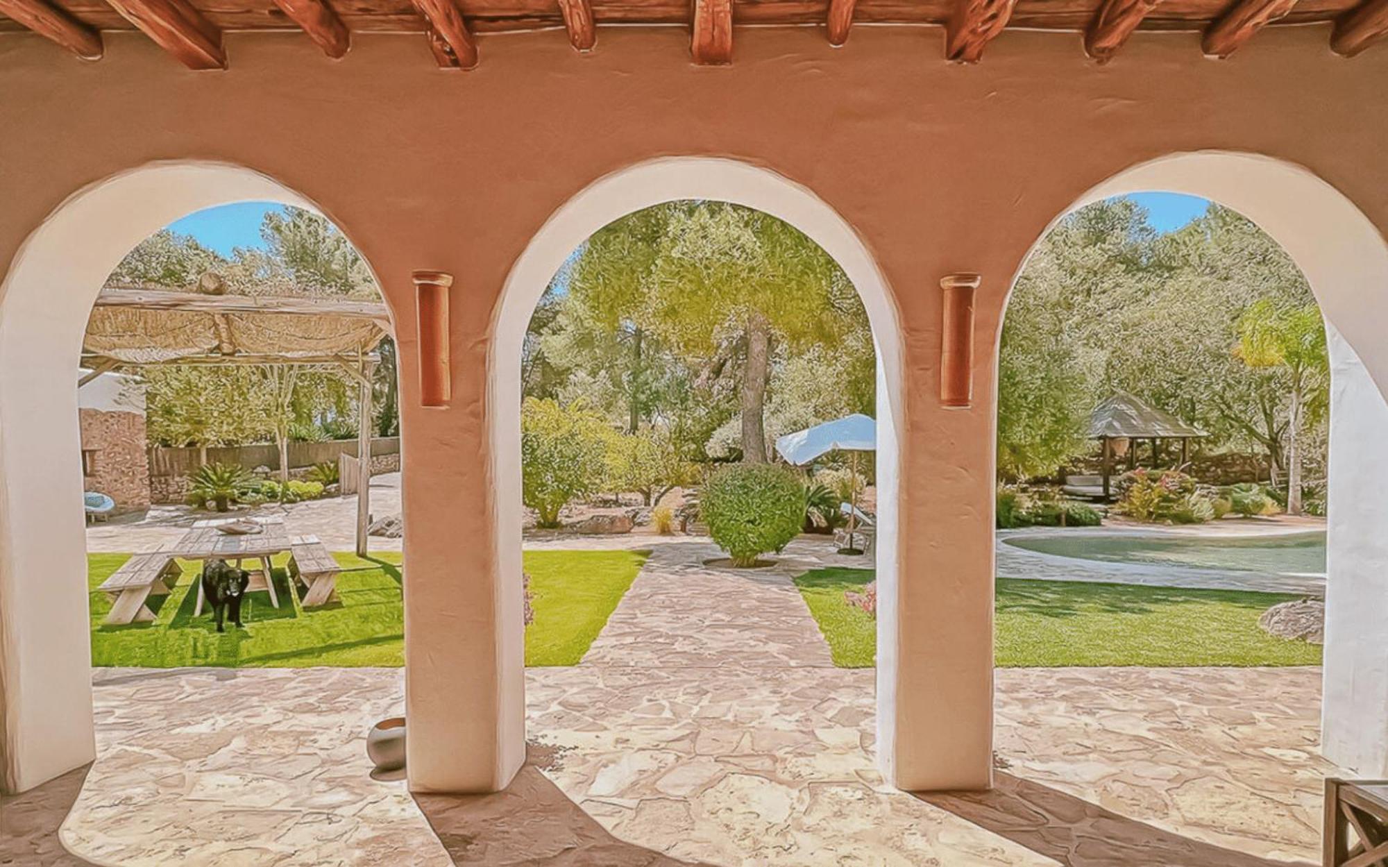 La Finca Agroturismo Can Bet Santa Eularia des Riu Luaran gambar