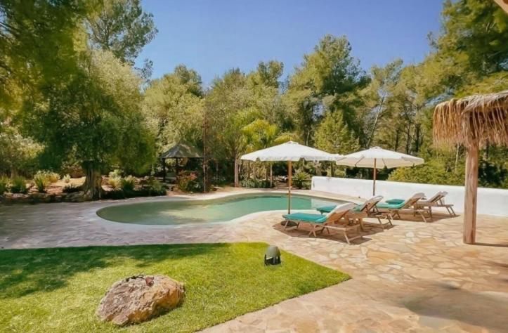La Finca Agroturismo Can Bet Santa Eularia des Riu Luaran gambar