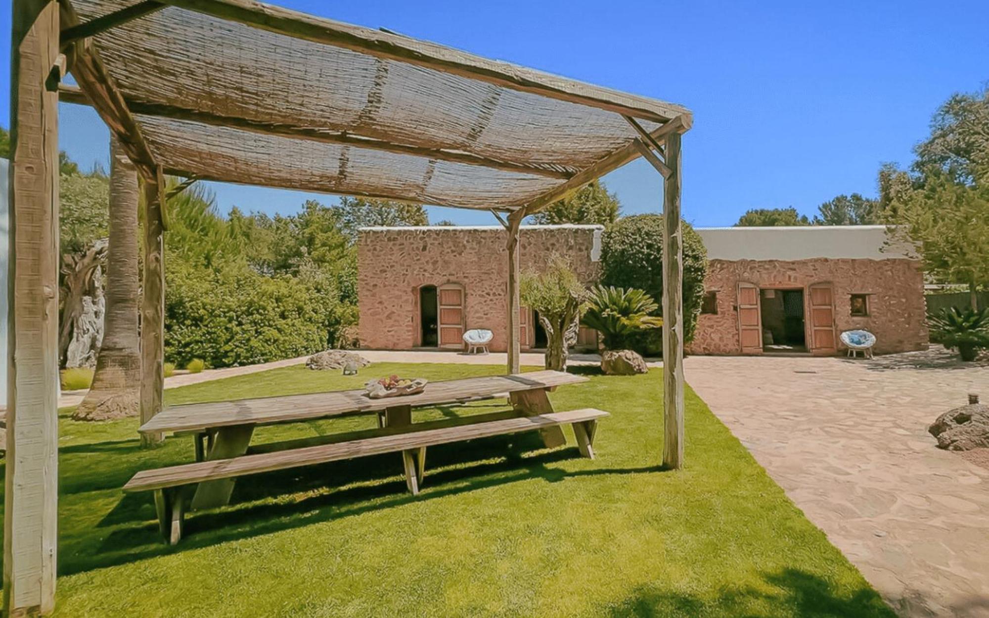 La Finca Agroturismo Can Bet Santa Eularia des Riu Luaran gambar